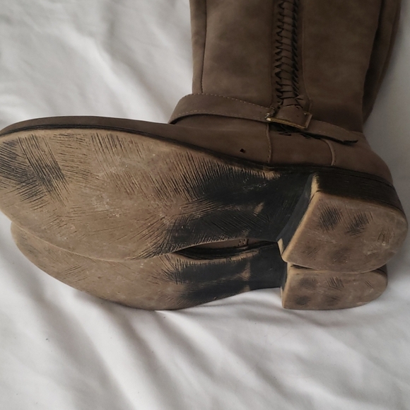 Over the knee Boot - Picture 3 of 5